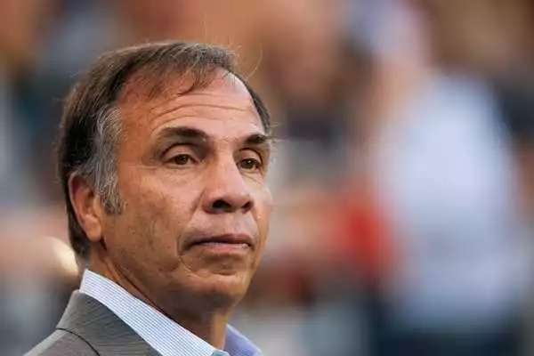 Bruce Arena replaces Jurgen Klinsmann as USA coach